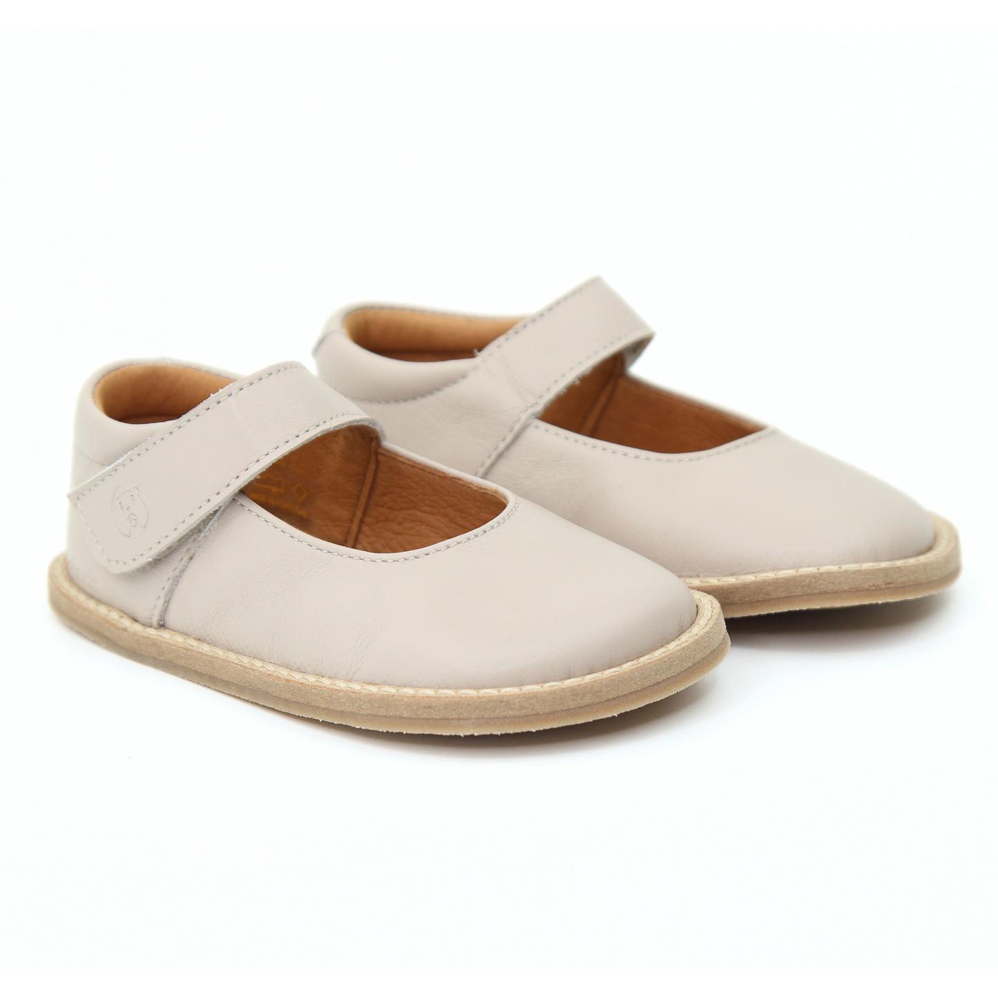 Mercedita-Barefoot-Nani-Barebuds
