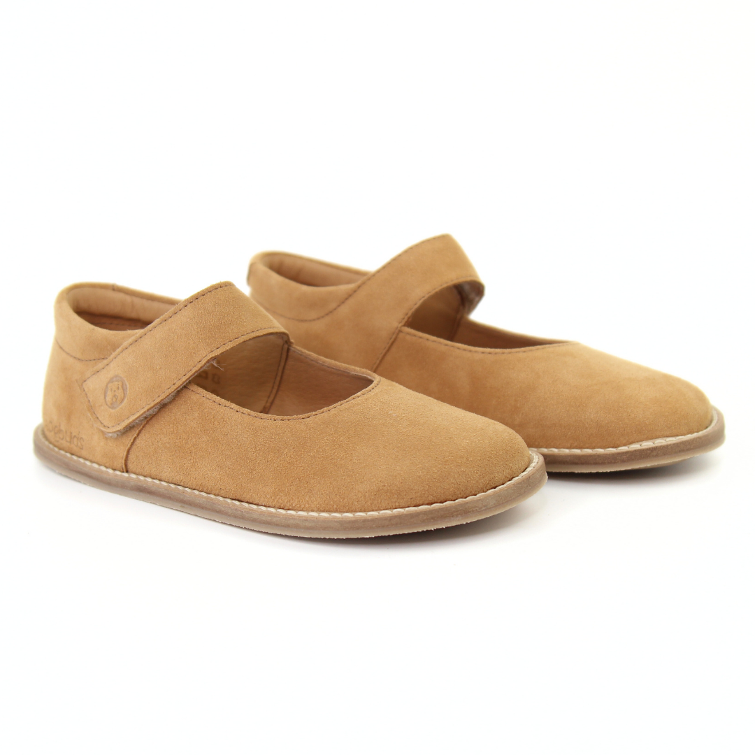 Mercedita-Barefoot-Nani-Barebuds