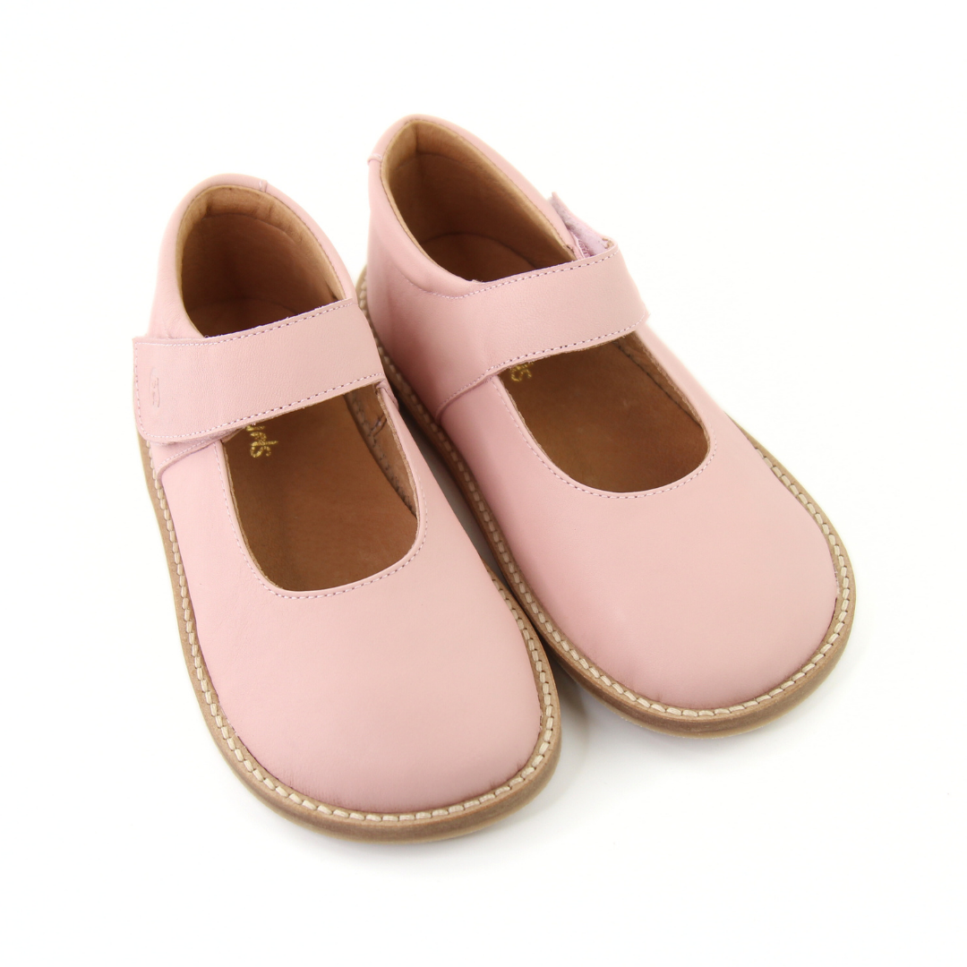Mercedita-Barefoot-Nani-Barebuds